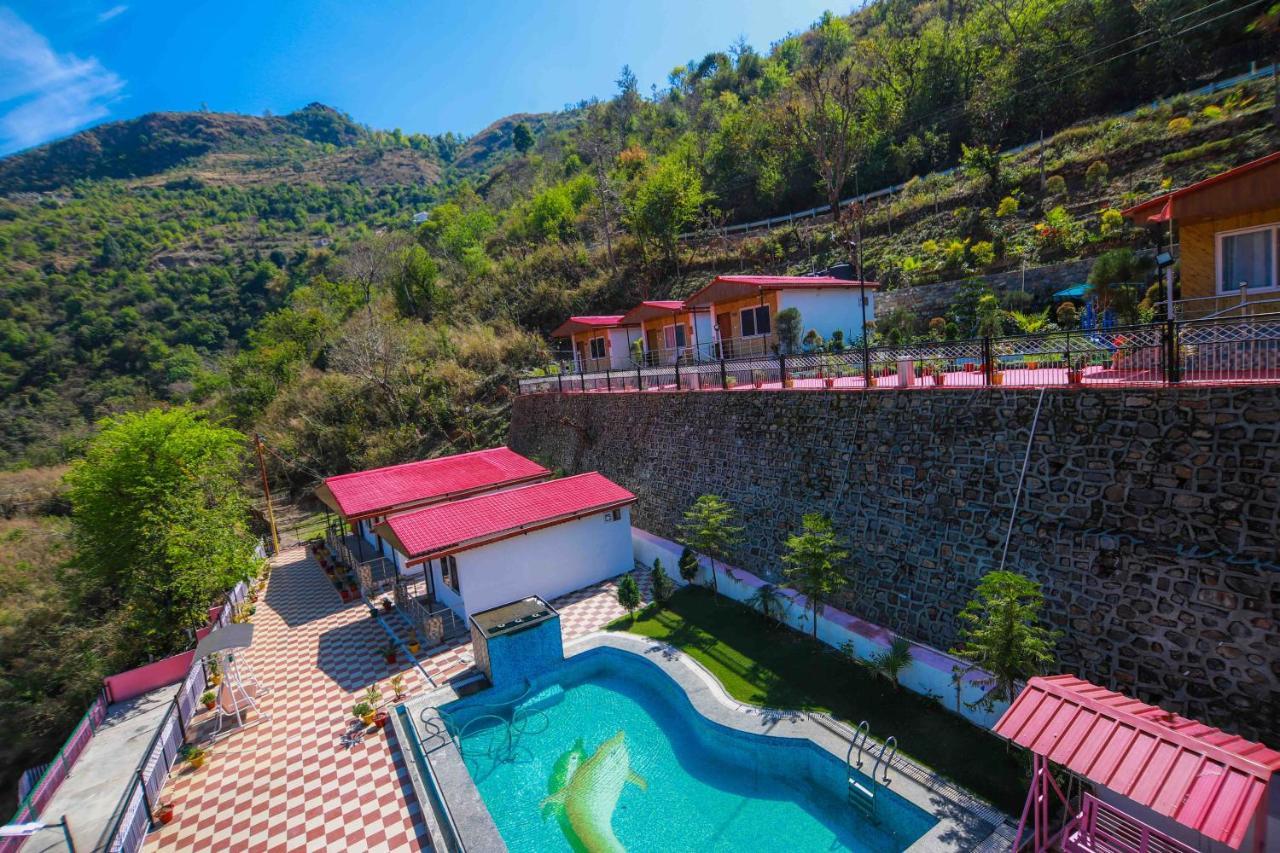 V Resorts Brv Resort Mussoorie Eksteriør billede