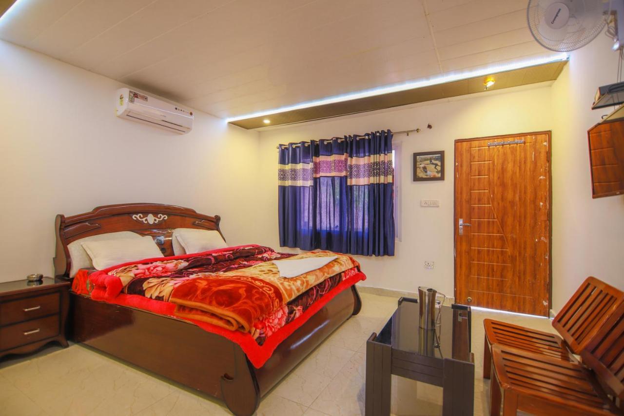 V Resorts Brv Resort Mussoorie Eksteriør billede